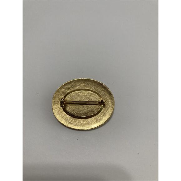 Beautiful Blue Stone Set In Gold Art deco Setting. - Picture 3 of 6